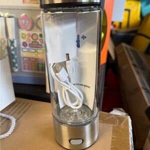 Portable Hydrogen Water Generator with USB Charging - Silver